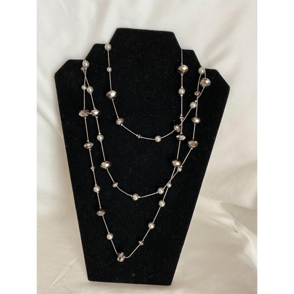Beautiful long 60" long beaded necklace by VCLM - Picture 6 of 6